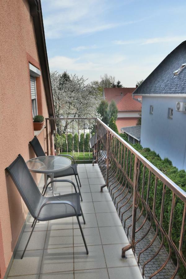 Szécsényi Apartman Hévíz Exterior foto